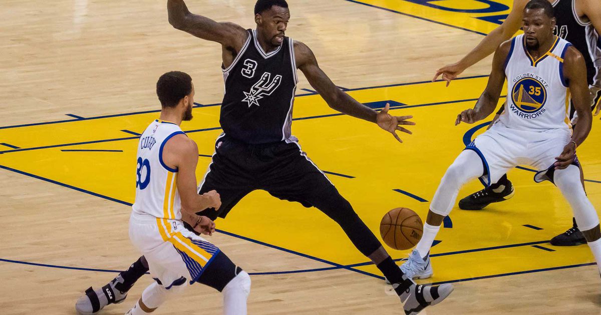 Warriors rout Spurs by 36 points for Game 2 win