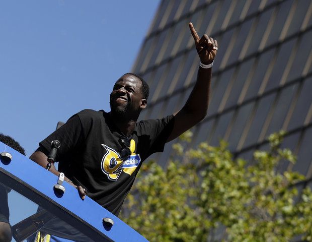 Draymond Green pokes at Cavs with ‘Quickie’ shirt during Warriors championship parade