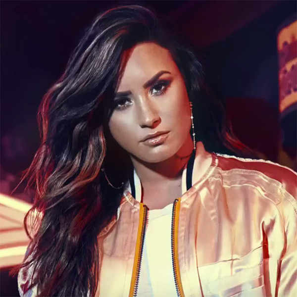 Demi Lovato Details Her Final Family Intervention Before Getting Sober: ”I Hit Rock Bottom”