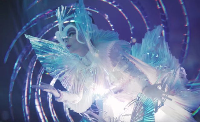 Video: Björk – “the gate”