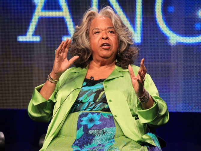 Iconic Singer & Actress Della Reese Passes Away At Age 86