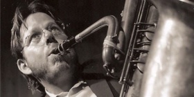 Saxophonist Ralph Carney Dead at 61